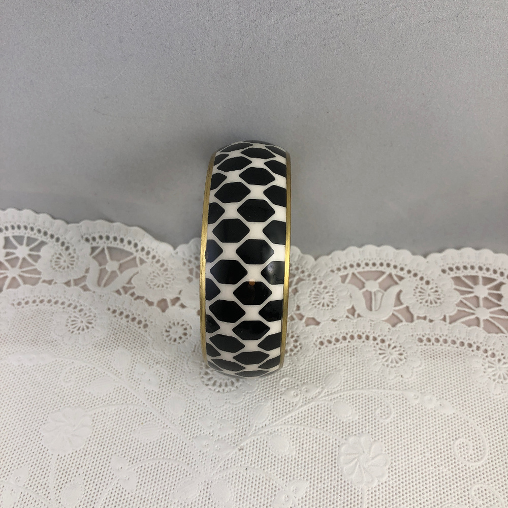 Black and White Bangle Gold Tone - Picture 3 of 3